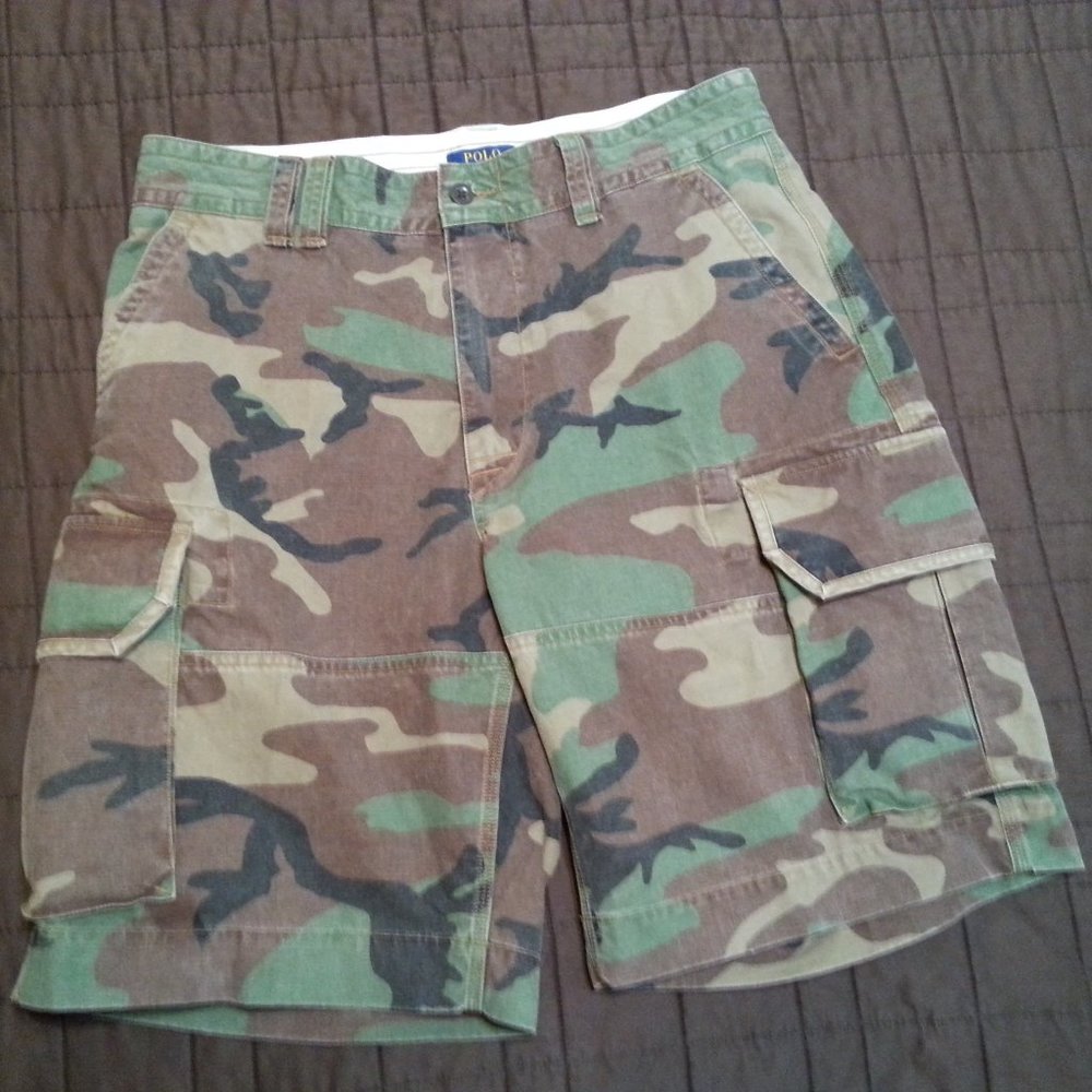 Polo Ralph Lauren  Camo distressed Cargo shorts